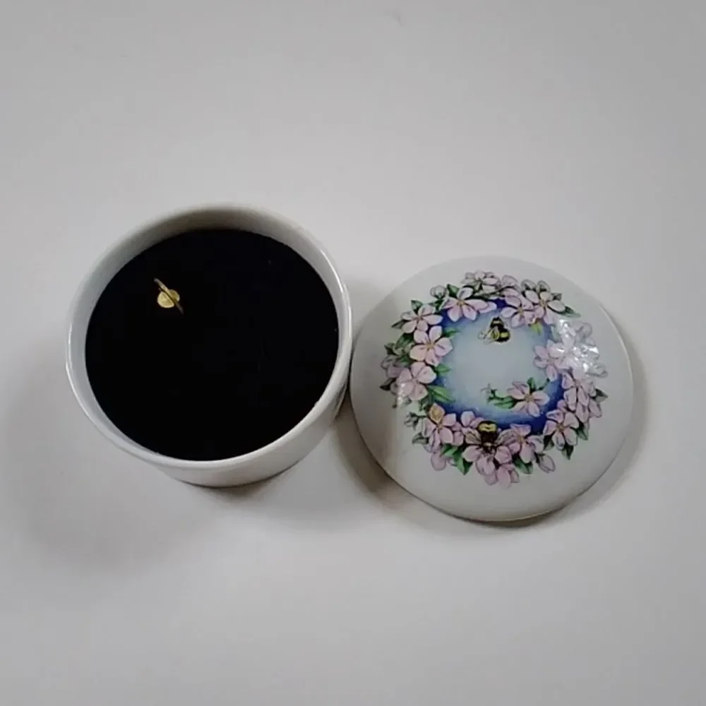 Songs Of Series Fine Porcelain 1985 Heritage House Music Box Series Home